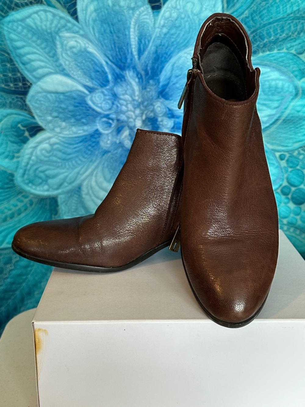 Sam Edelman Brown Leather Chukka Ankle Boots size 6M